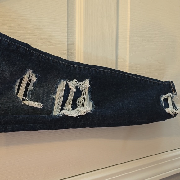 American Eagle Outfitters Women's Dark Blue Distressed Skinny Jeans - Picture 5 of 13
